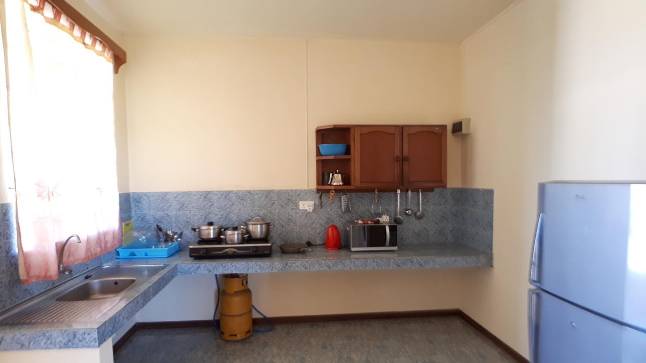 Allamanda Apartments - 100M Bain Boeuf Beach Kültér fotó